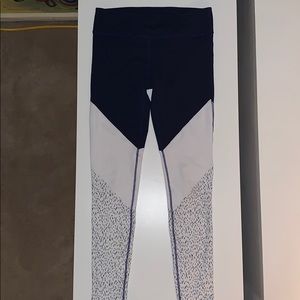 Fabletics zone leggings